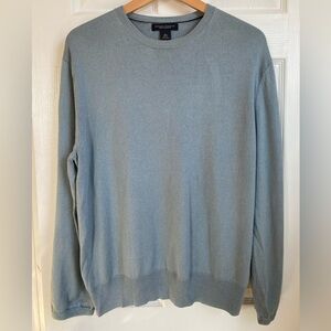 Men’s Banana Republic silk/cashmere pale blue sweater size large very good cond